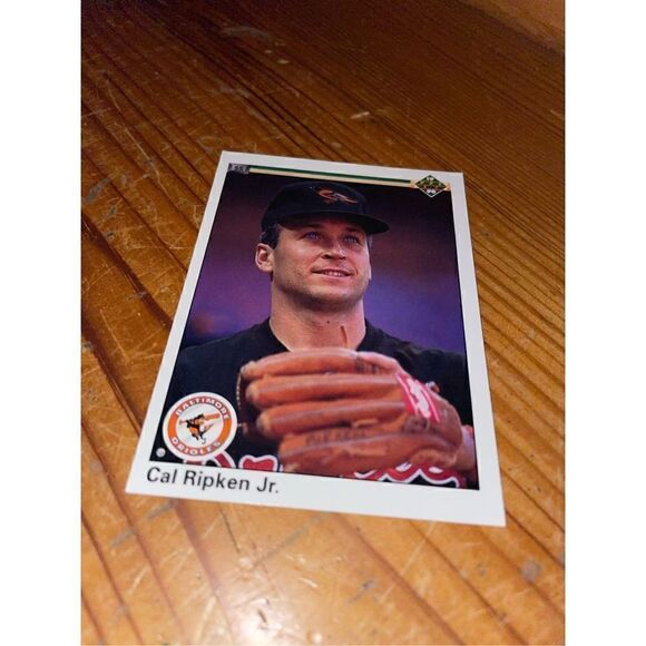 Baseball Cards   - Picture 3 of 8